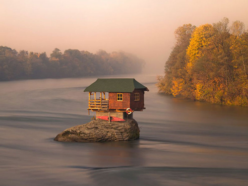 A Tiny River House In Serbia